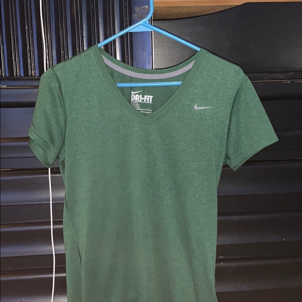 Nike t shirt